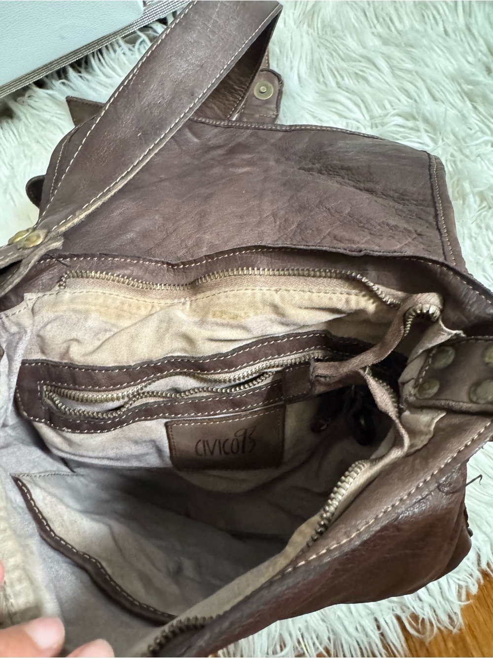 Civico 93 Woven Distressed Leather Crossbody Bag in Dark Brown - Picture 5 of 9